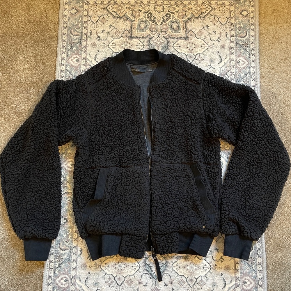 Prana Womens Reversible Polar Escape Bomber jacket - small black